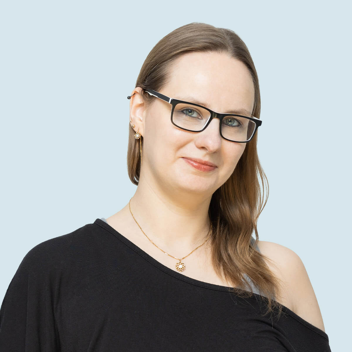 Porträt von Christina Moser, Mitarbeiterin der Kanzlei Steuerberater Andreas Moosdorf in Staßfurt – persönliche Betreuung und digitale Zusammenarbeit